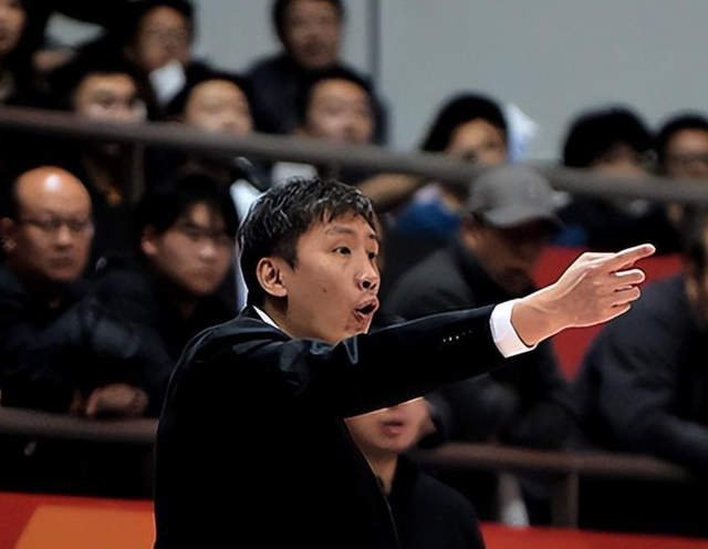 博鱼体育登录入口-惨败39分！连续三个赛季倒数 男篮名宿帅位仍稳如泰山？