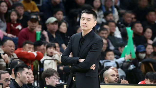 博鱼体育app下载-辽宁男篮7分险胜！击败新疆队，赵继伟24分7助攻，亨特0分