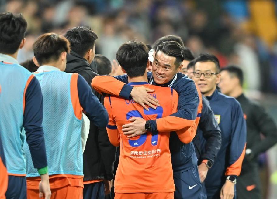 博鱼体育app下载-中超|泰山26日迎来“齐鲁德比”，宿茂臻：此时更考验心态